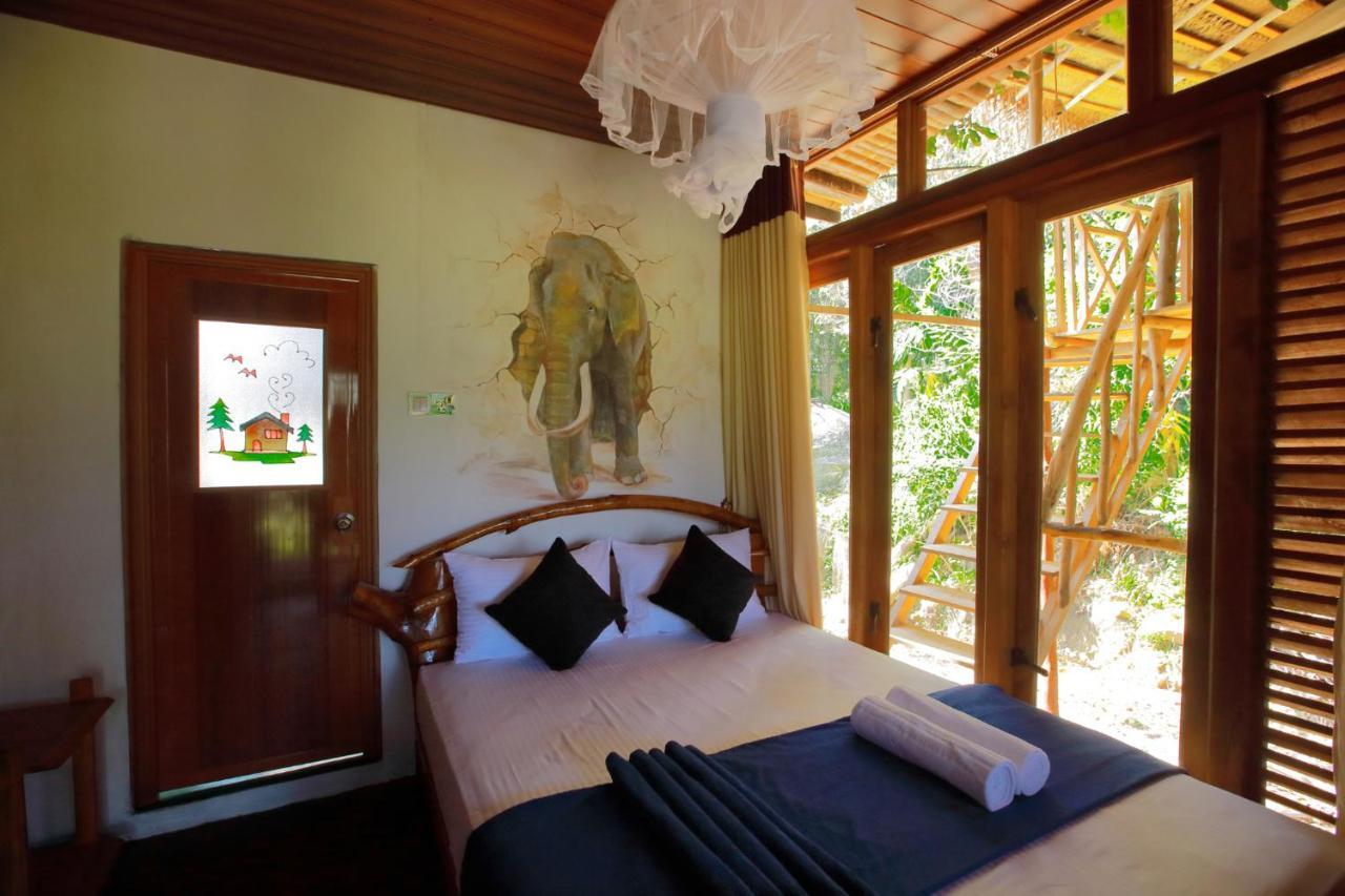 Bed and Breakfast The Winsome & Tree House Ella Exterior foto